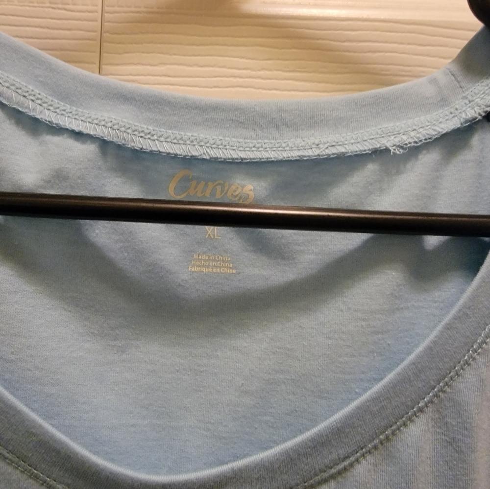 Tri-Color Blue Tee Size LX - Picture 2 of 7